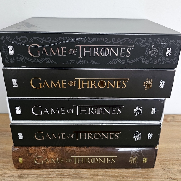 GAME OF THRONES DVD Box Sets Seasons 1 through 5 - Picture 8 of 8